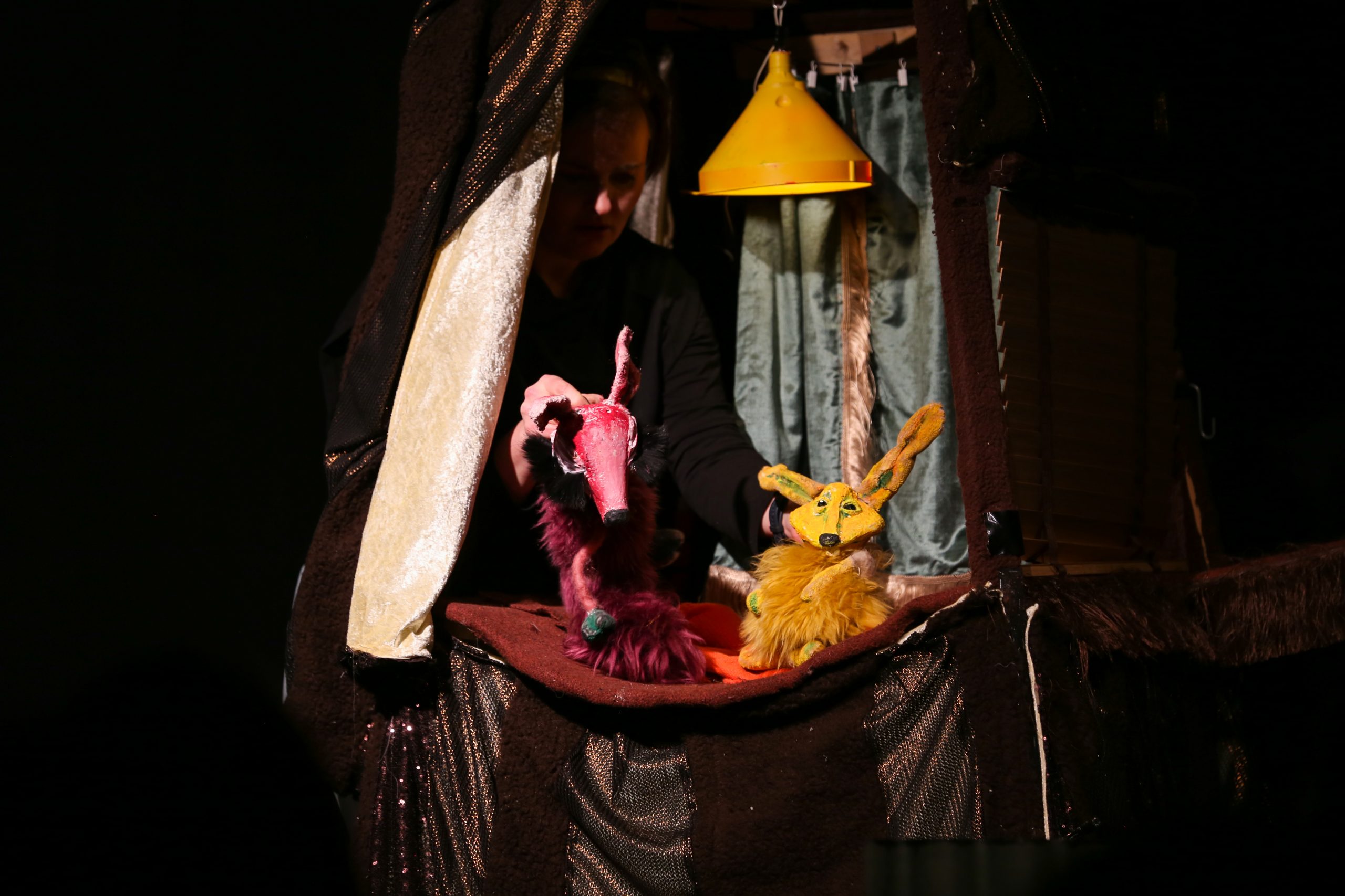 DaskleineHausimWald_ElenaFerri-9 Das kleine Haus im Wald - Figurenkombinat